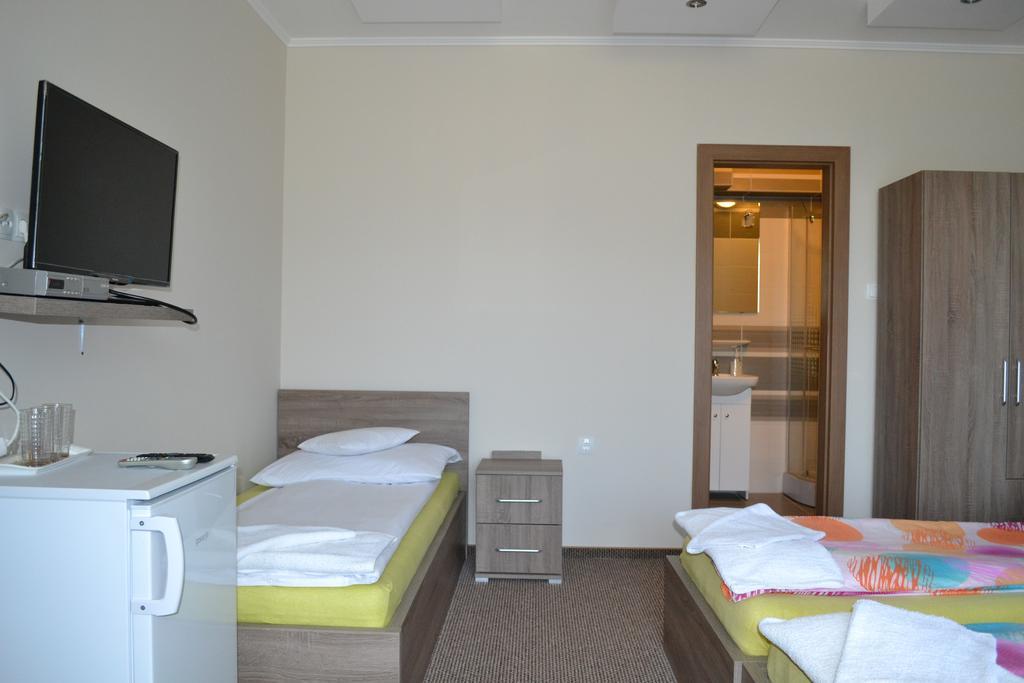 Vaci Vendeghaz Hotel Nyiregyhaza Bagian luar foto