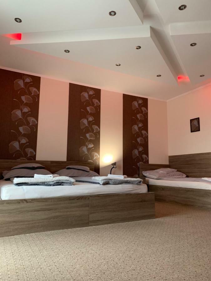 Vaci Vendeghaz Hotel Nyiregyhaza Bagian luar foto