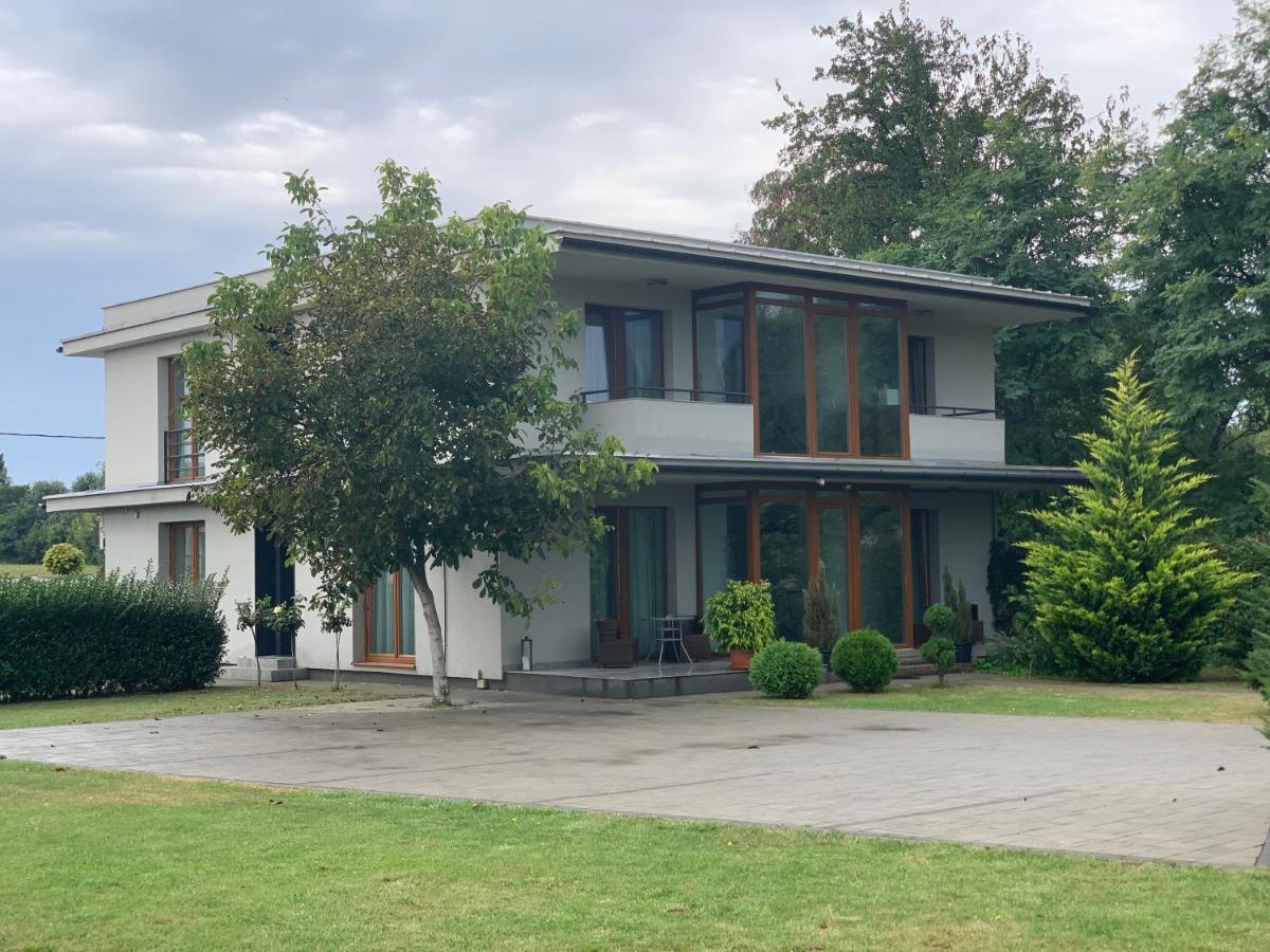 Vaci Vendeghaz Hotel Nyiregyhaza Bagian luar foto
